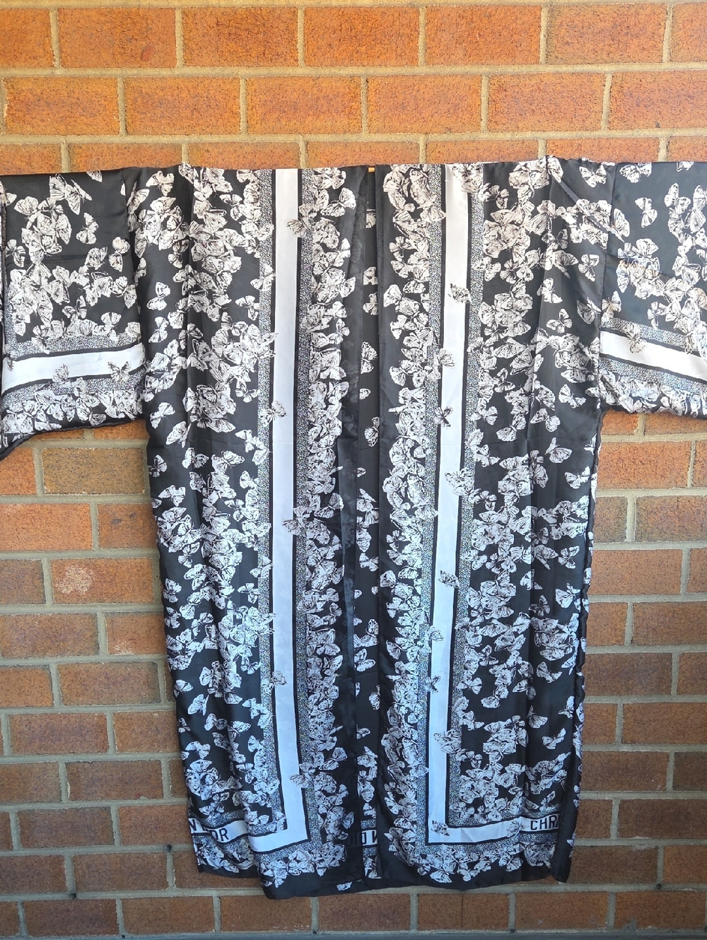 Lena Vie Silk Kimono Robe - Picture 3 of 11
